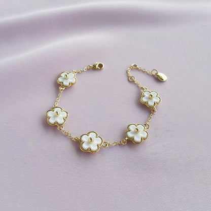 Mini Porcelain Daisy Station Bracelet