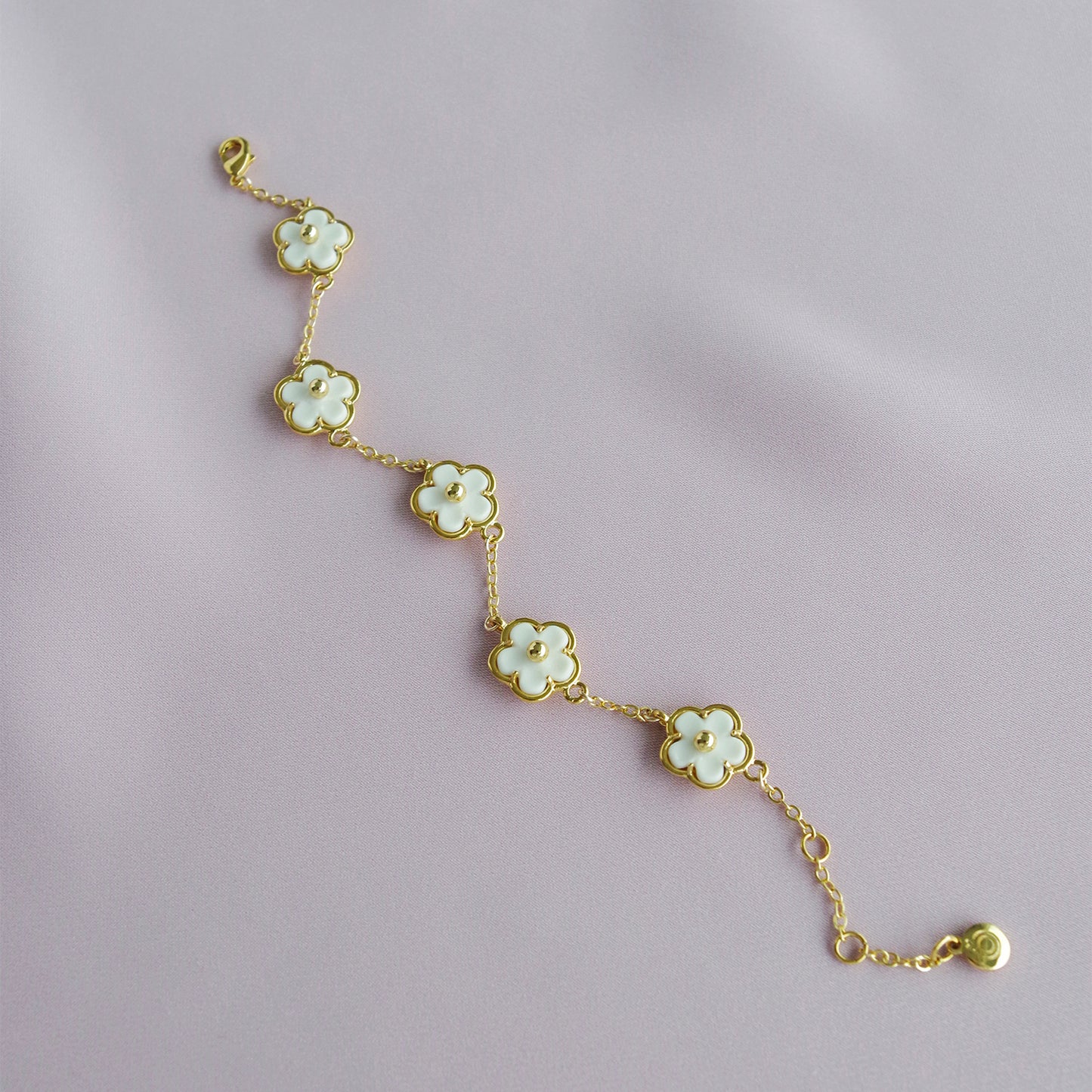 Mini Porcelain Daisy Station Bracelet