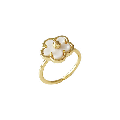 Mini Porcelain Daisy Adjustable Ring